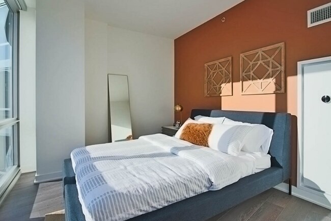 Foto del edificio - 456 N Park Dr