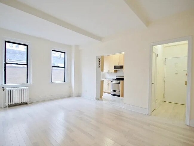 Building Photo - 639 W 173rd St