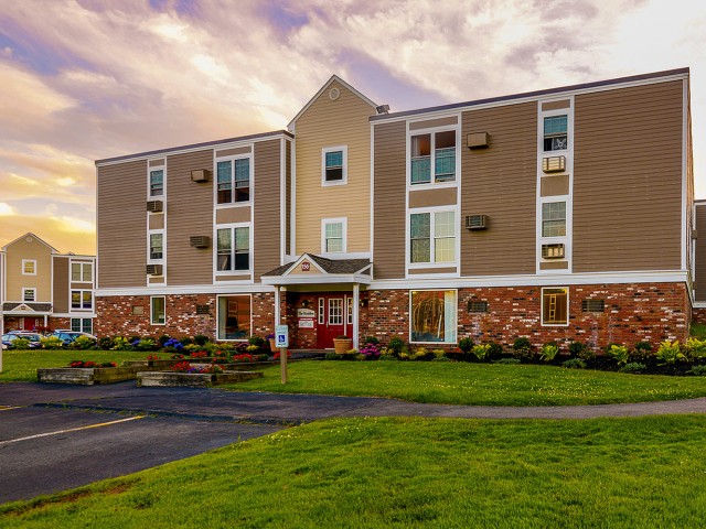 The Boulders Apartment Homes Apartments - Amherst, MA | Apartments.com