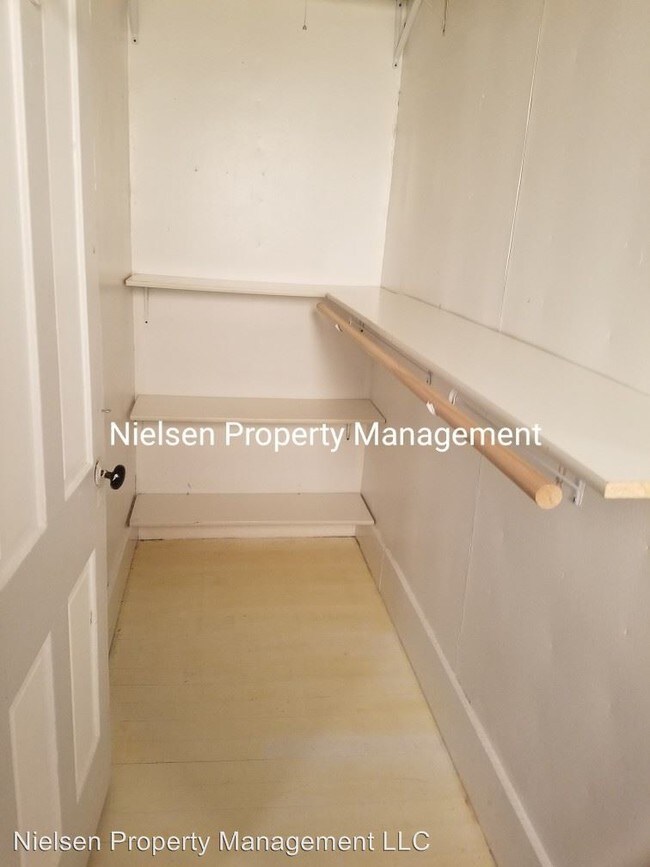 Foto del edificio - 2 br, 1 bath House - 1007 Waukesha