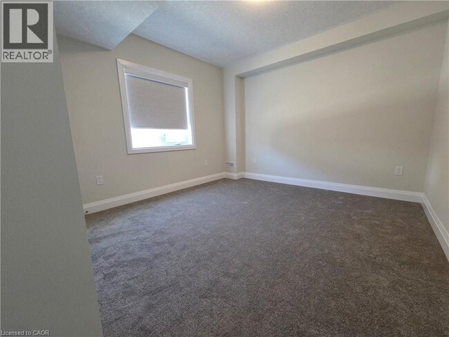 Building Photo - 708 Autumn Willow Dr