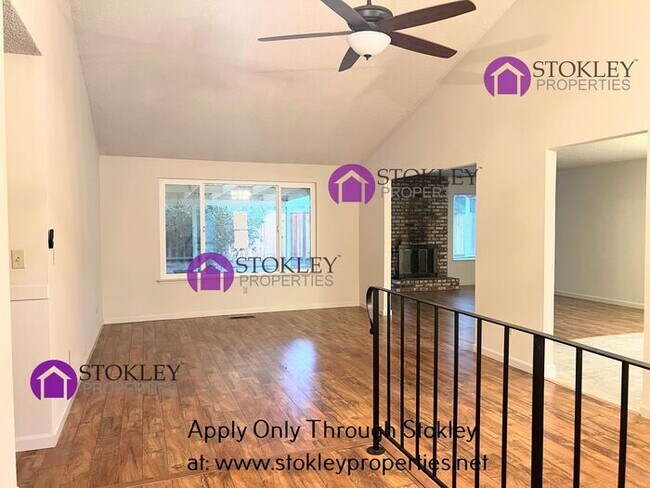 Foto del edificio - 580 Heather Pl