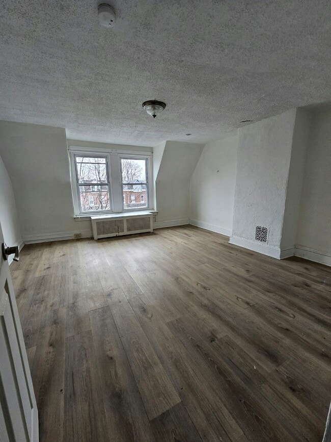 Photo - 751 Haws Ave Apartment