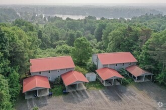 Building Photo - 90 Riggs Dr