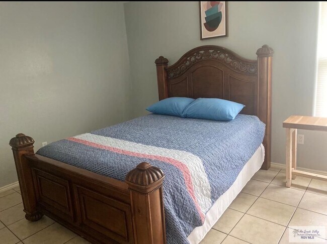 Foto del edificio - 6831 Tallowood Cir
