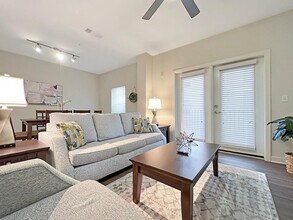 Building Photo - 2541 Brown Noddy Ln