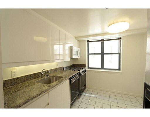 Foto del edificio - 170 Tremont St