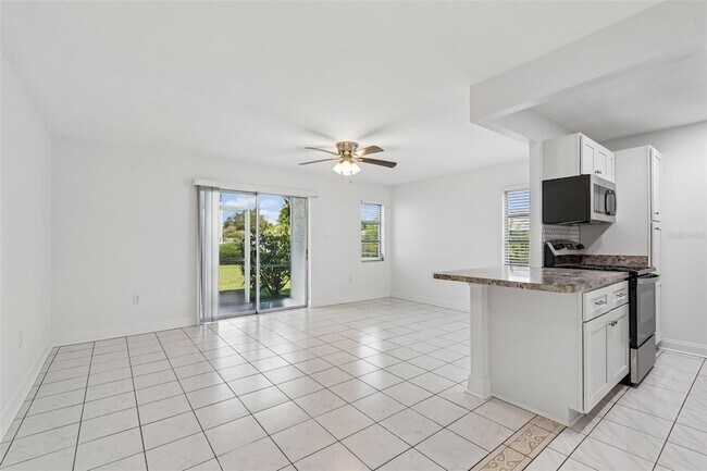 Foto del edificio - 237 S McMullen Booth Rd