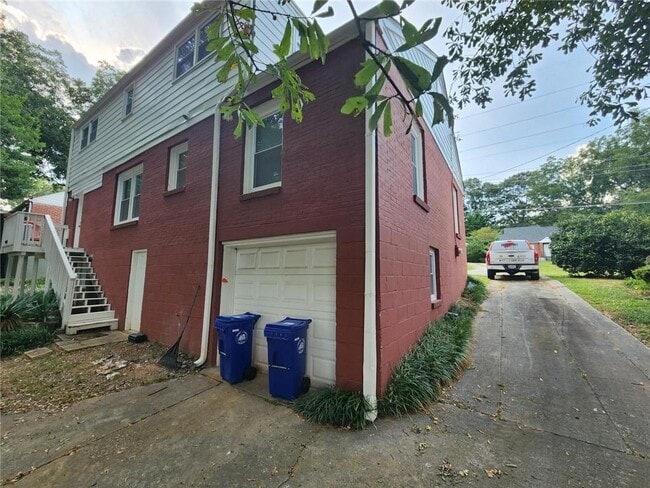 Foto del edificio - 2431 N Decatur Rd