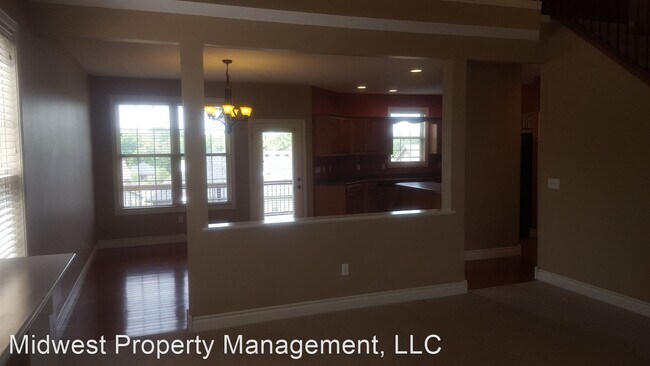 Building Photo - 5 br, 3.5 bath House - 317 Green Meadows Cr