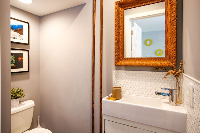 Foto del edificio - 812 Mountain St