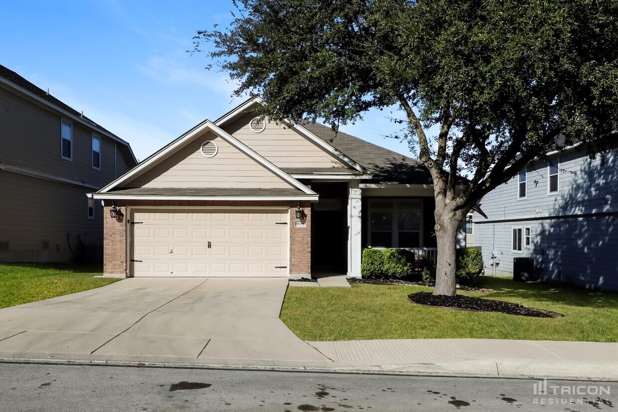 Foto principal - 9039 Thomas York Blvd