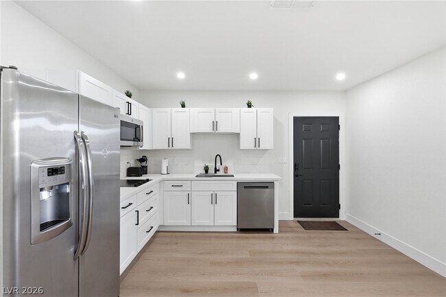 Foto del edificio - 6865 Coley Ave