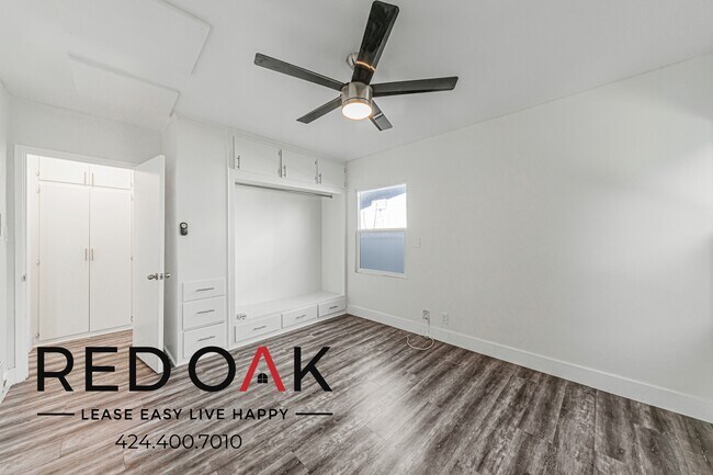 Foto del edificio - 641 N Serrano Ave