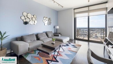 Building Photo - 777 Preston St