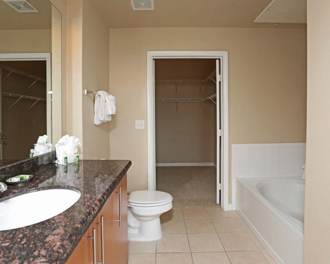 Building Photo - 2901 Cityplace W Blvd