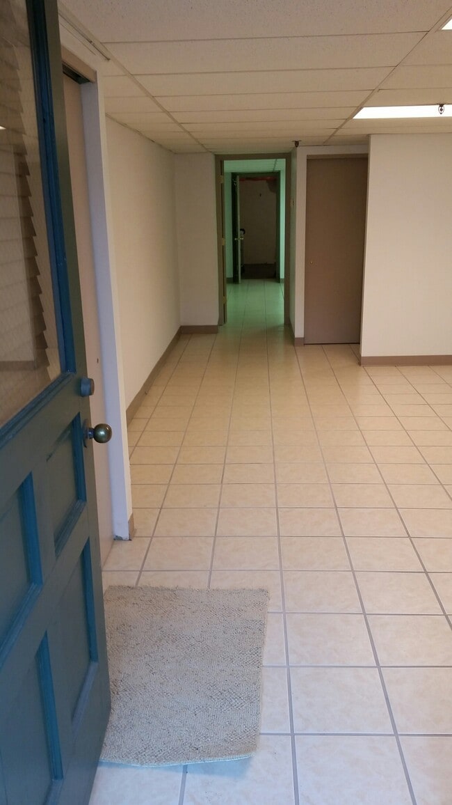 Foto del edificio - 112 E 5th St