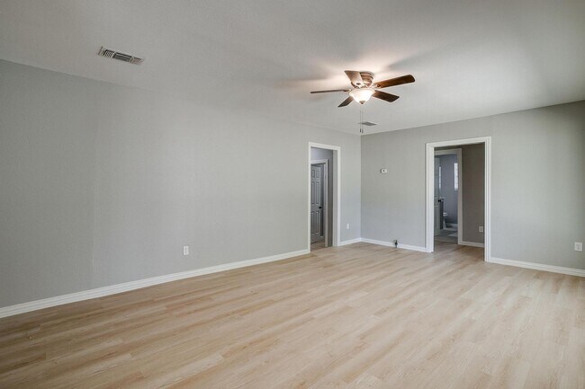 Foto del edificio - Remodeled Beautiful 3 Bed, 2 Bath Home in ...