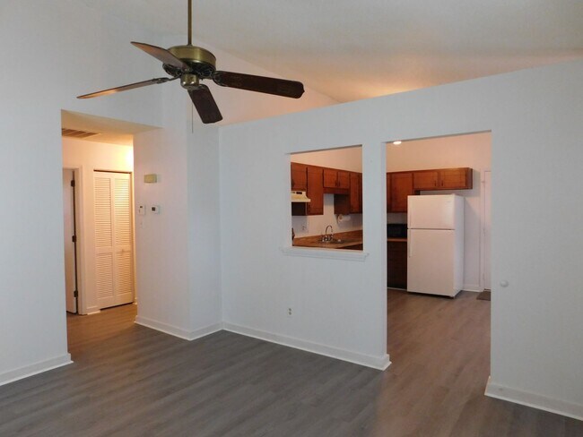 Building Photo - 3611 Windy Trail