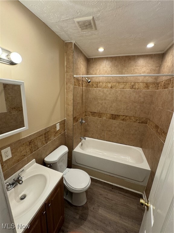 Foto del edificio - 3252 E 128th St