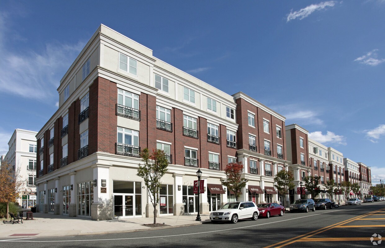 Primary Photo - Bldg B