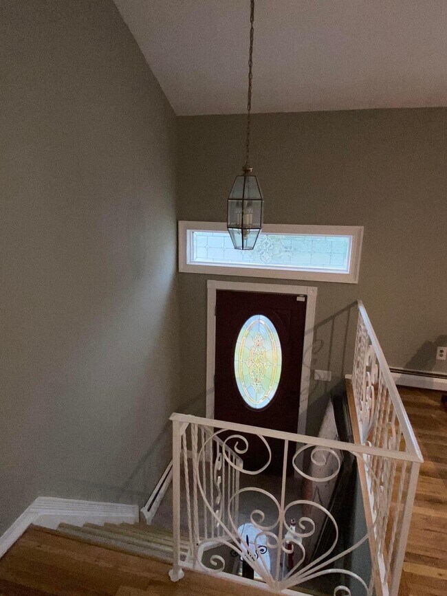 114 Jamie St Unit 2nd Floor, Islip Terrace, NY 11752 Apartments in