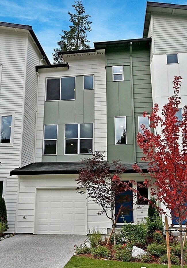 Building Photo - 13420 Manor Way