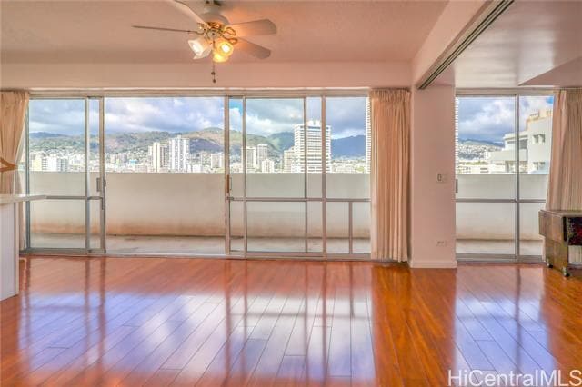 Building Photo - 439 Keoniana St