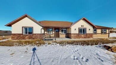 Building Photo - 963 Alpine Dr