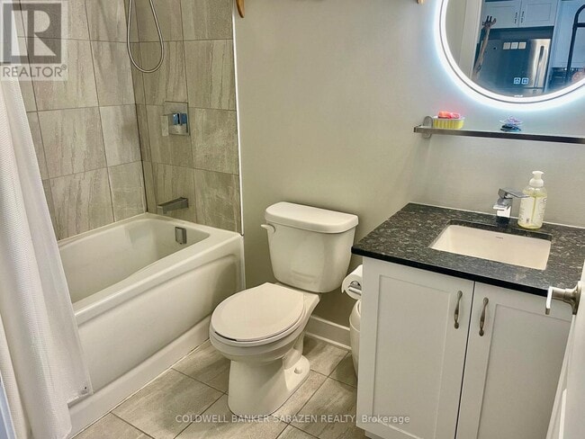 Building Photo - 315 Terravita Private