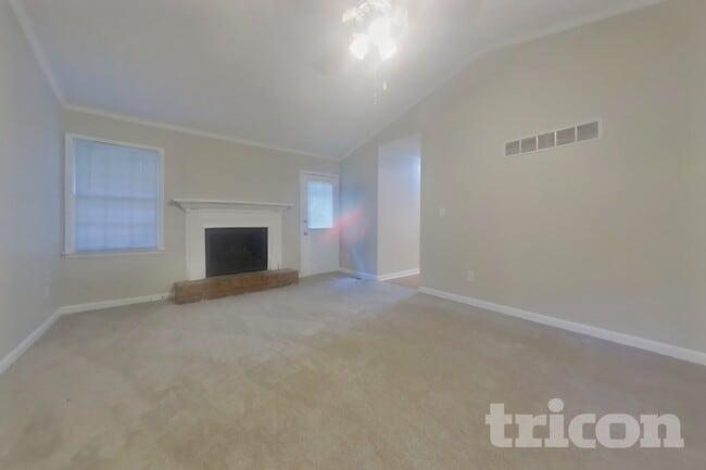 Building Photo - 297 N Briar Ridge