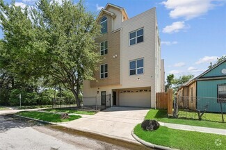 Building Photo - 210 Cordell St