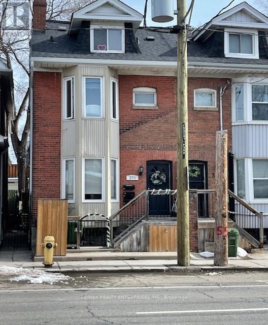 Building Photo - 371 Woodbine Ave