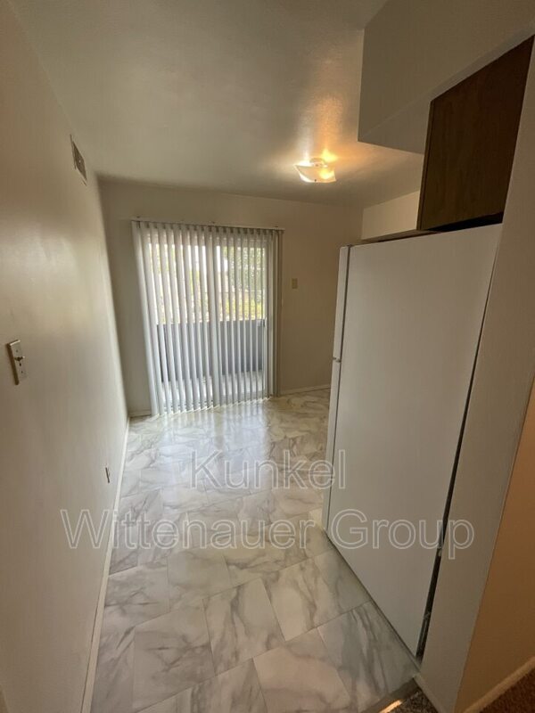 Foto del edificio - 900-208 8th Street