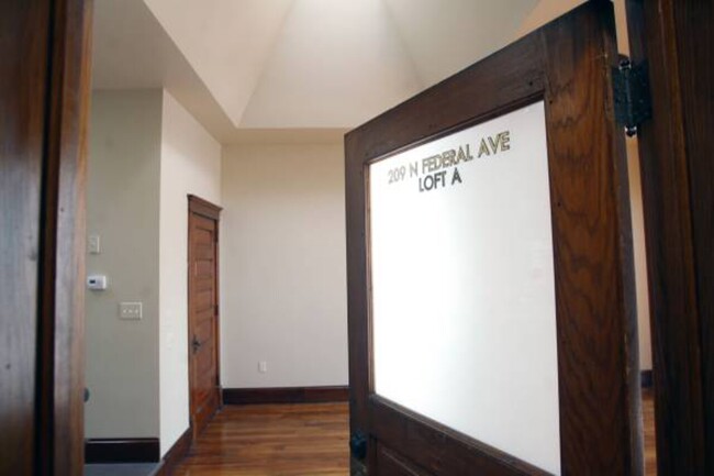 Building Photo - Skylight Lofts