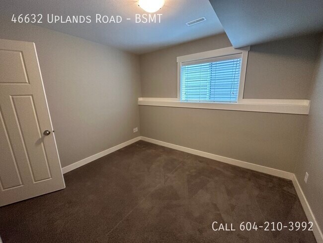 Building Photo - Like-New Basement in Promontory