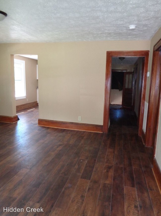 Building Photo - 150 Delmar St