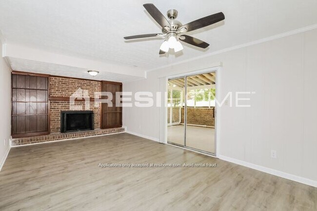 Building Photo - 467 Burgundy Ct