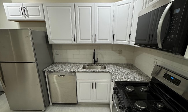 Building Photo - 1314 S 29th St