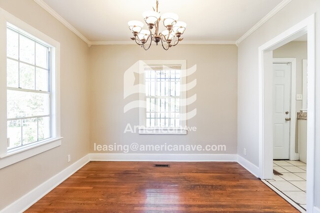 Building Photo - 1243 Pineview Rd