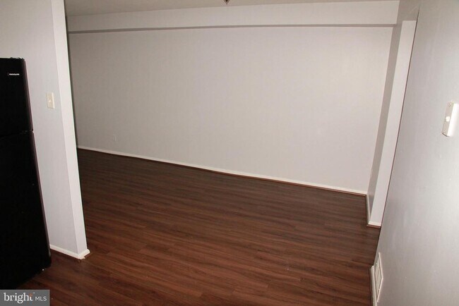 Foto del edificio - 7963 Algon Ave