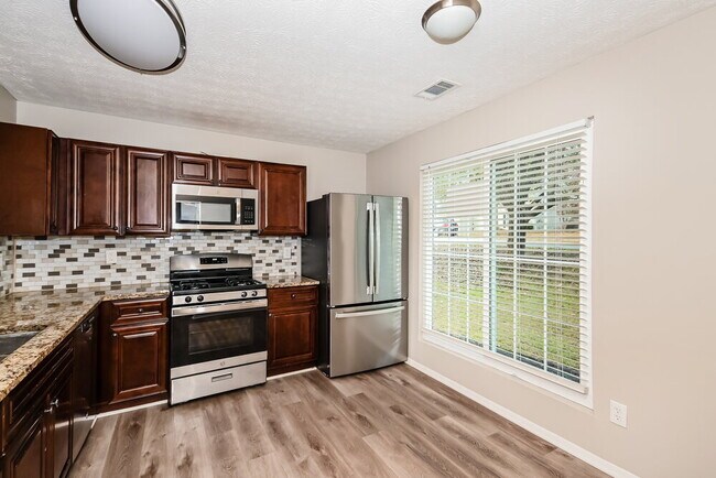 Foto del edificio - 1647 Carrie Farm Ln NW