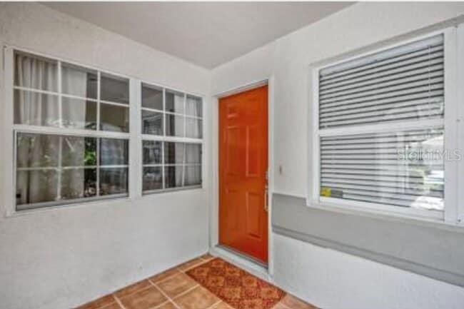 Building Photo - 4481 Ascot Cir N