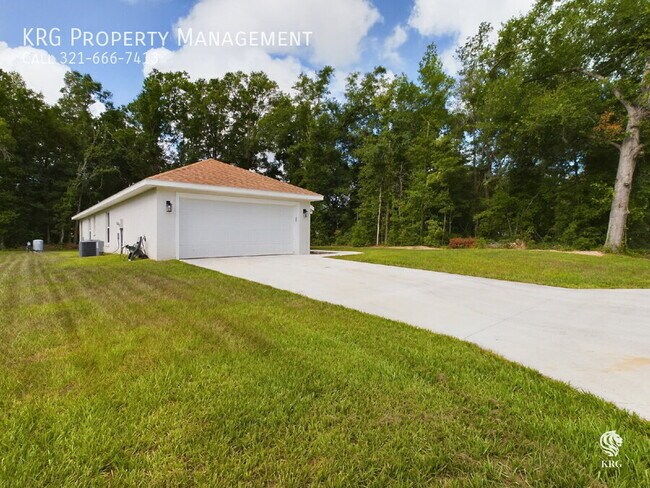 Building Photo - 8352 SE 158th Pl