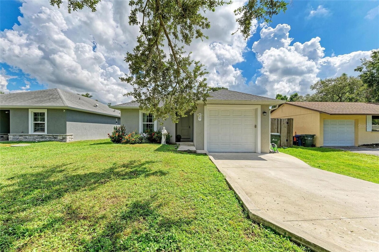 Primary Photo - 723 Allora Ave