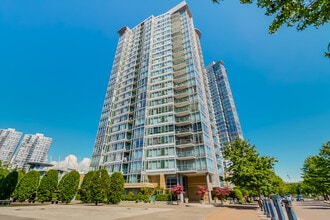 Building Photo - 1067 Marinaside Crescent