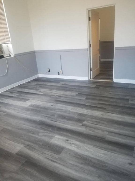 Building Photo - 14 N Central Ave