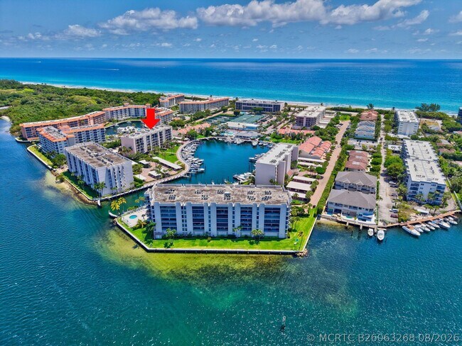 Foto del edificio - 2707 N Ocean Blvd