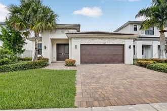 Building Photo - 4574 SW 173rd Ave