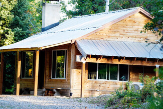 Building Photo - 2570 W Snake Crk Rd